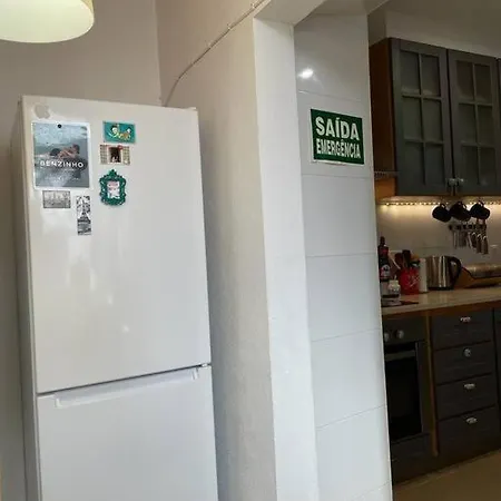 The Ricky Gervais Apartamento Caldas Da Rainha